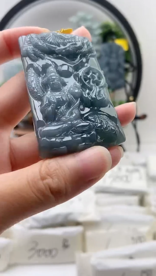 颈饰未镶嵌翡翠大势至