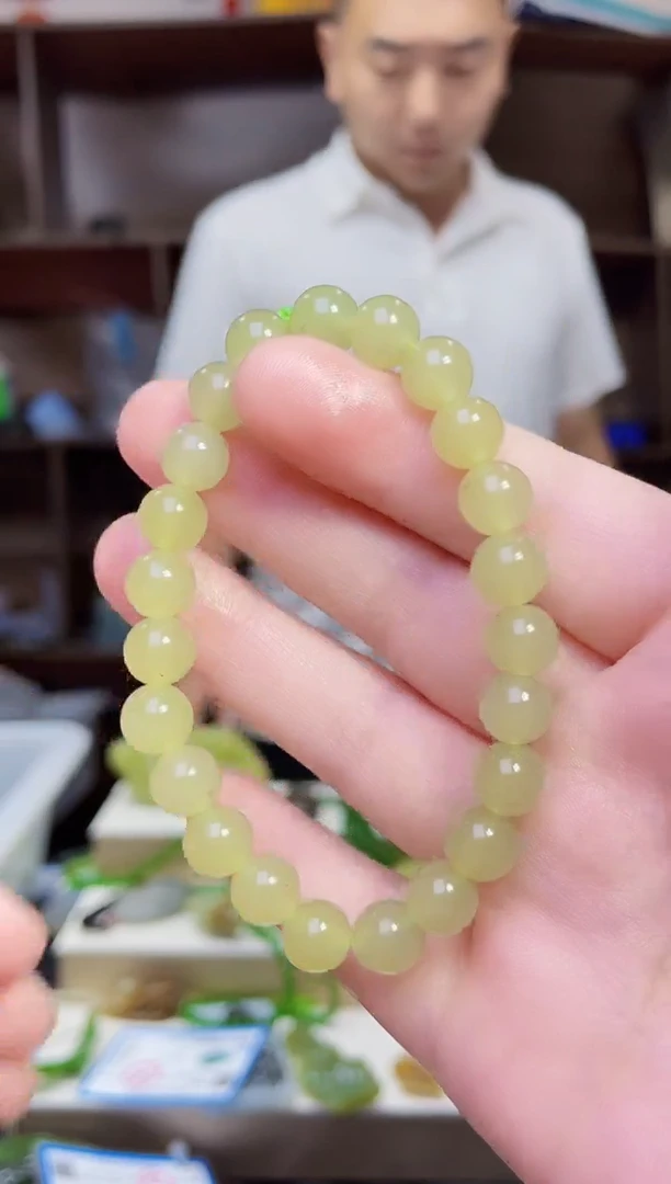 和田玉未镶嵌颈饰1