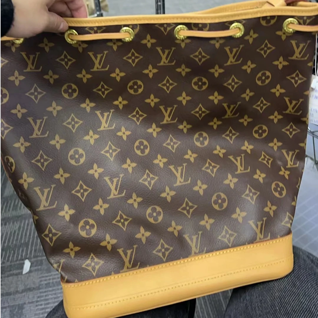 95新 LouisVuitton/路易威登 【周周】noe中号水桶包/BGK107640014