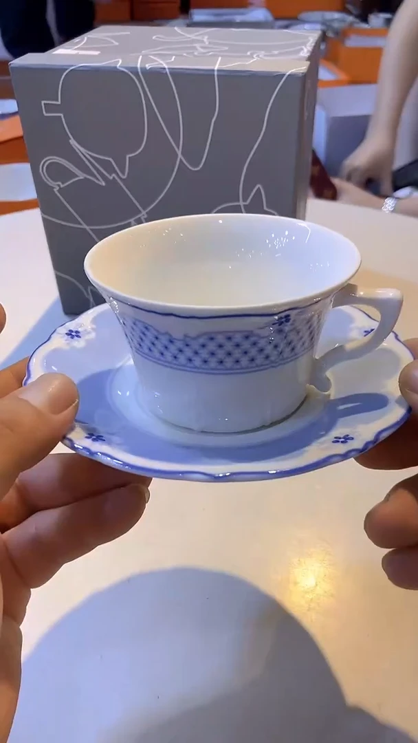 鸿辉家品牌瓷器，京东包邮！