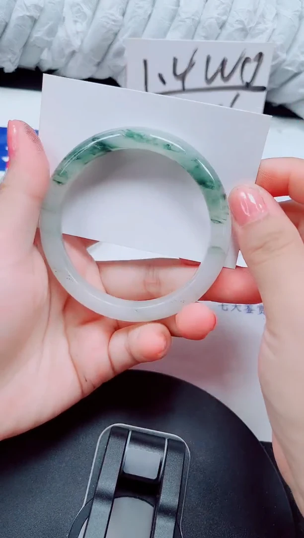 未镶嵌手镯石英质玉148-59/60