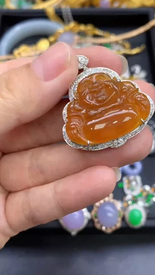 颈饰18K金镶嵌翡翠781-中国好珍宝