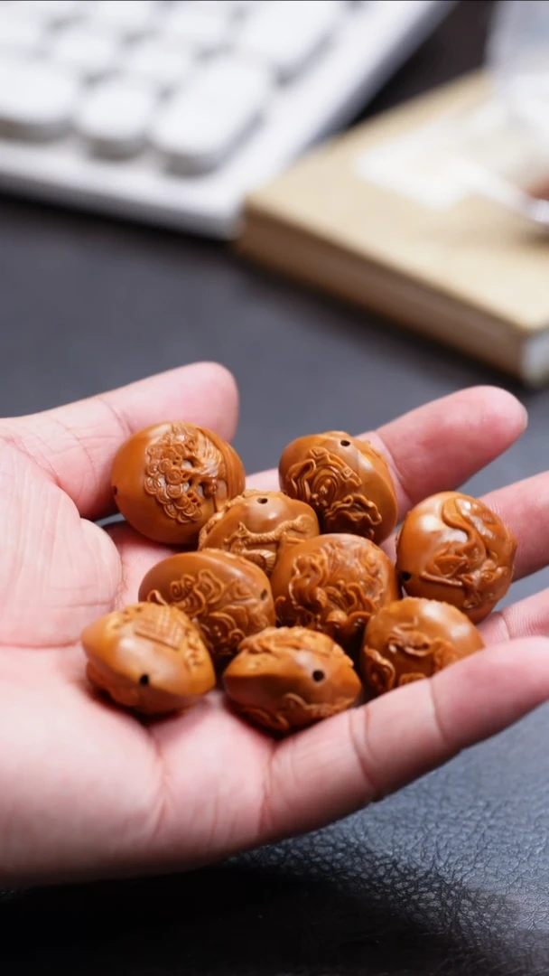 【闪购商品】橄榄核手串/手链苏工核雕
