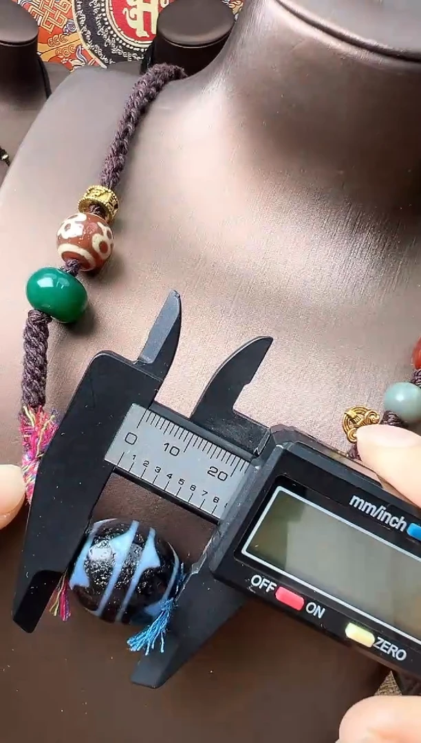 非金属珐琅蓝沁牙牙锁骨39