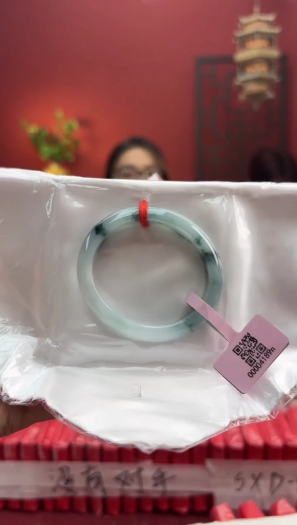 未镶嵌手镯（贵妃镯）翡翠翡翠手镯3