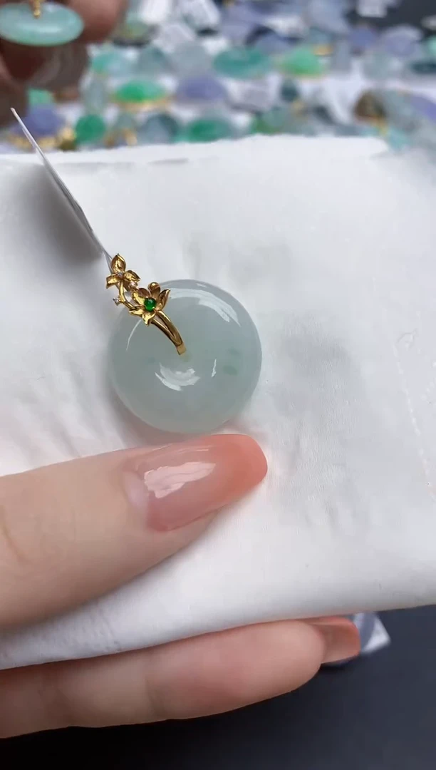 【闪购商品】翡翠颈饰18K金镶嵌天然缅甸翡翠A货