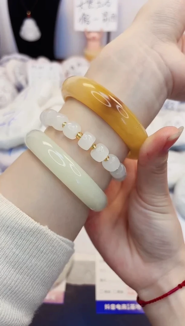 【闪购商品】石英质玉手镯未镶嵌65-财气镯-圈口60