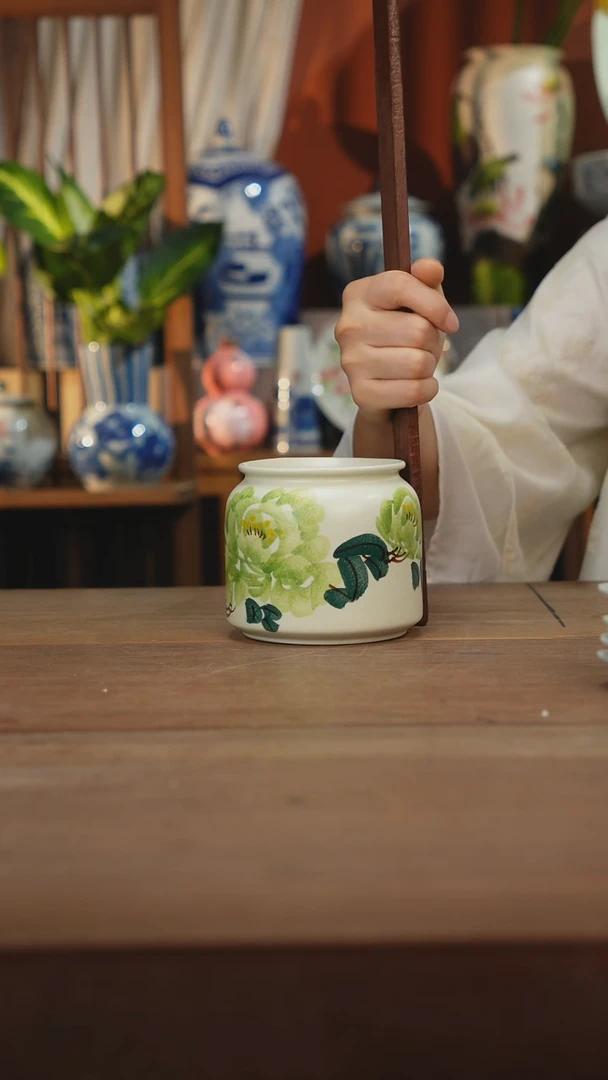 现代景德镇设计师釉下手绘陶瓷餐具