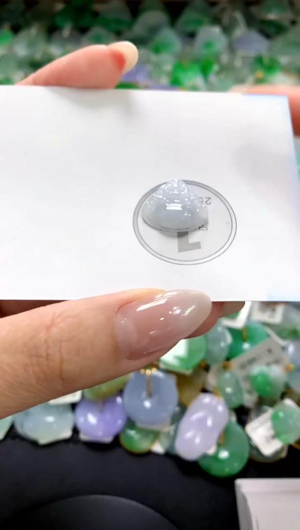 翡翠未镶嵌颈饰1111111111111111