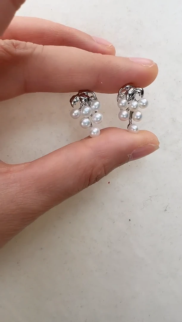 【闪购商品】淡水珍珠耳饰合金葡萄