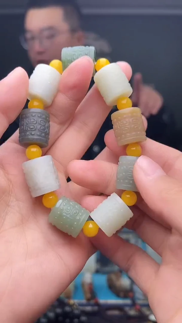 未镶嵌和田玉挂件1