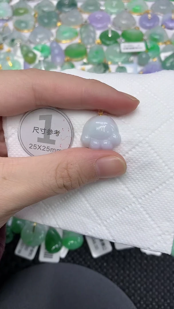 颈饰18K金镶嵌翡翠111111111111