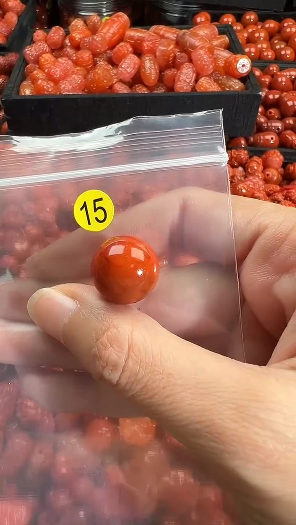 颈饰未镶嵌南红玛瑙1