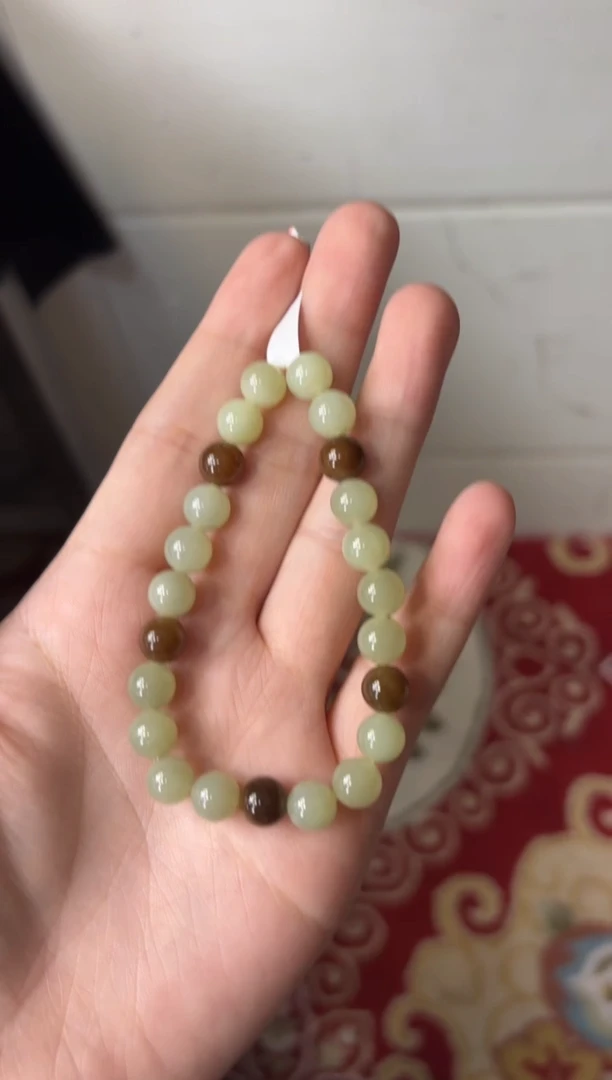 【闪购商品】和田玉手串未镶嵌若羌微色差卡在8
