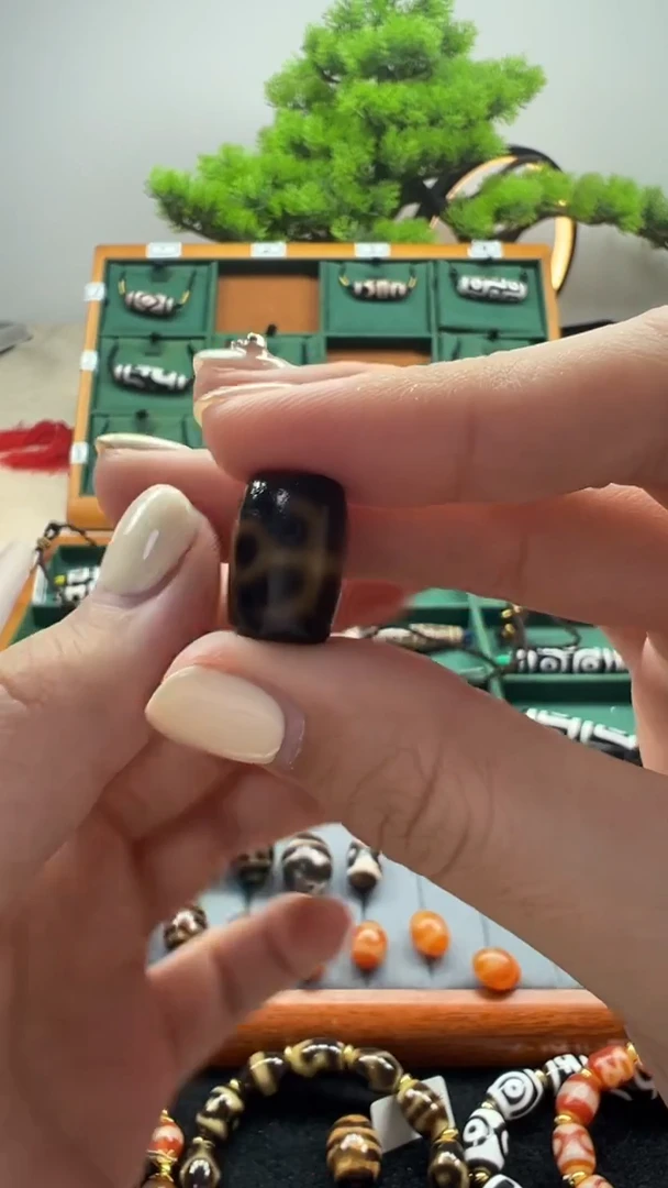 玛瑙/玉髓（覆膜）颈饰未镶嵌90（微瑕随机发货）