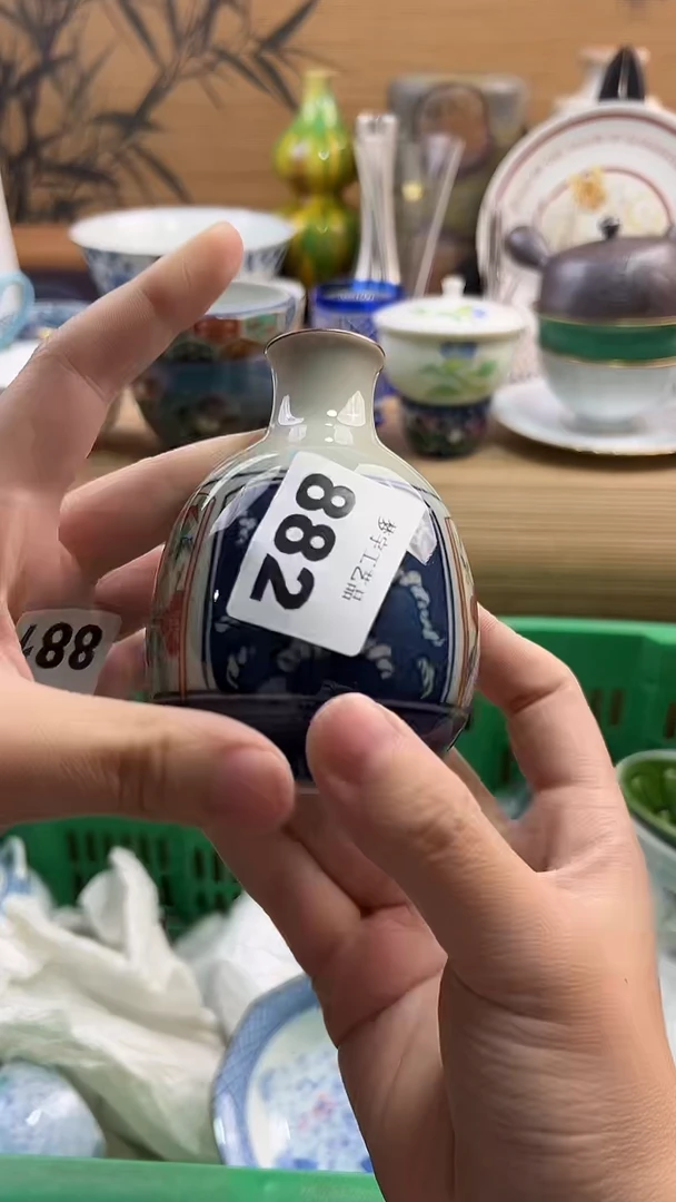 瓷片读**落A瓷片      882