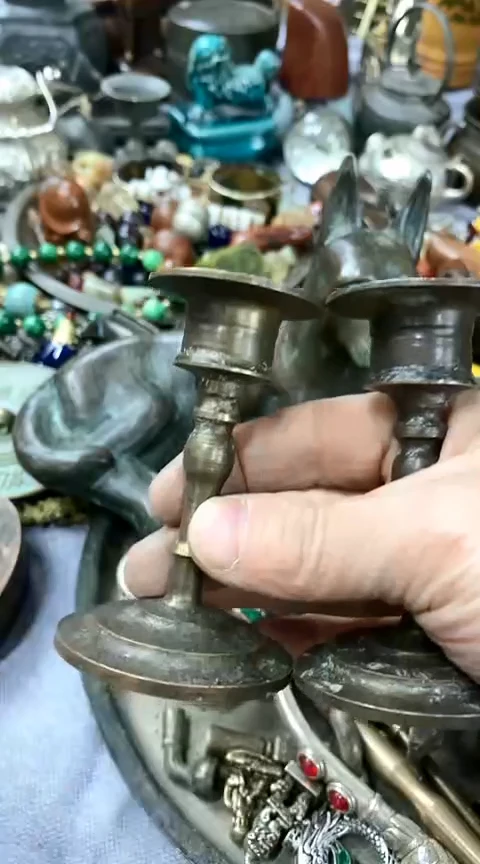 【闪购商品】一物一拍编号小烛台一对