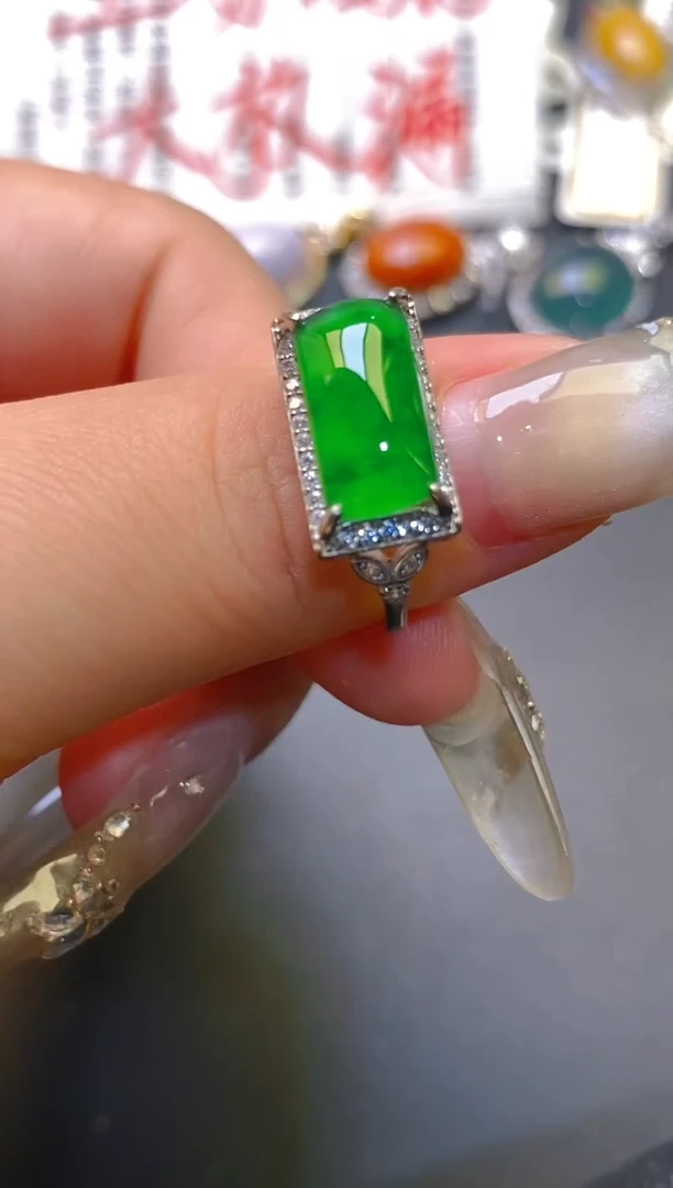 【闪购商品】翡翠耳饰银S925镶嵌天然A货翡翠1