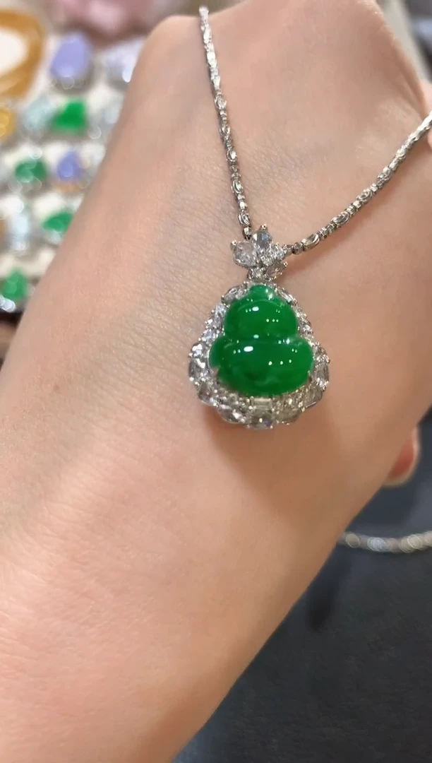 吊坠(不含链)18K金镶嵌翡翠z137