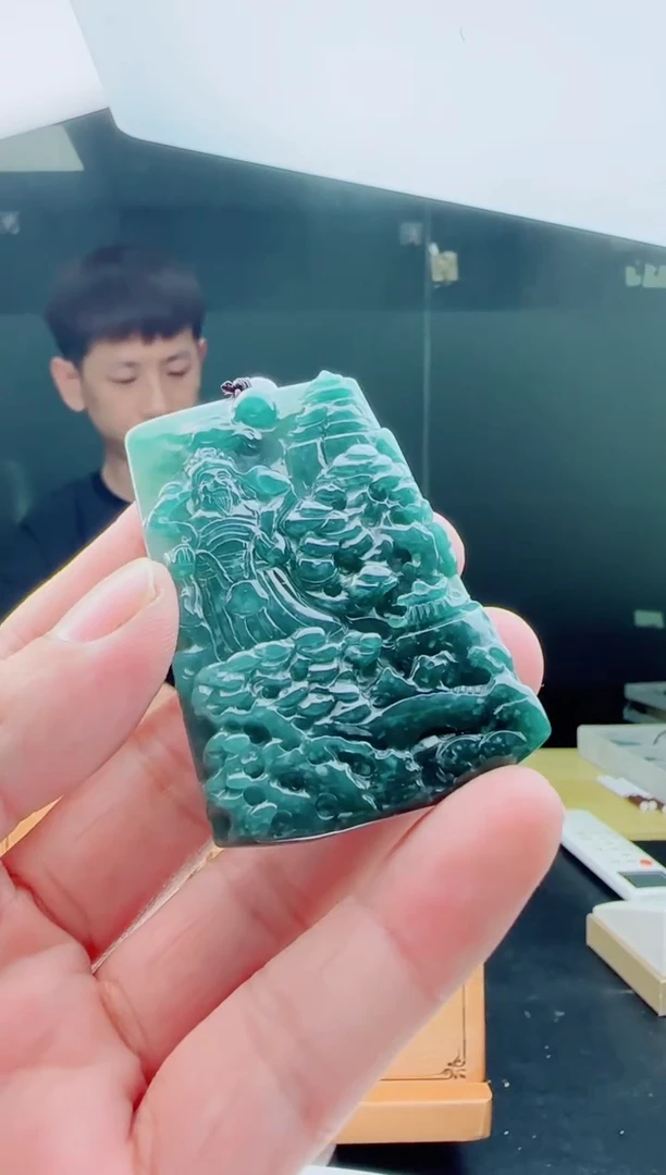 【闪购商品】翡翠颈饰未镶嵌11111111