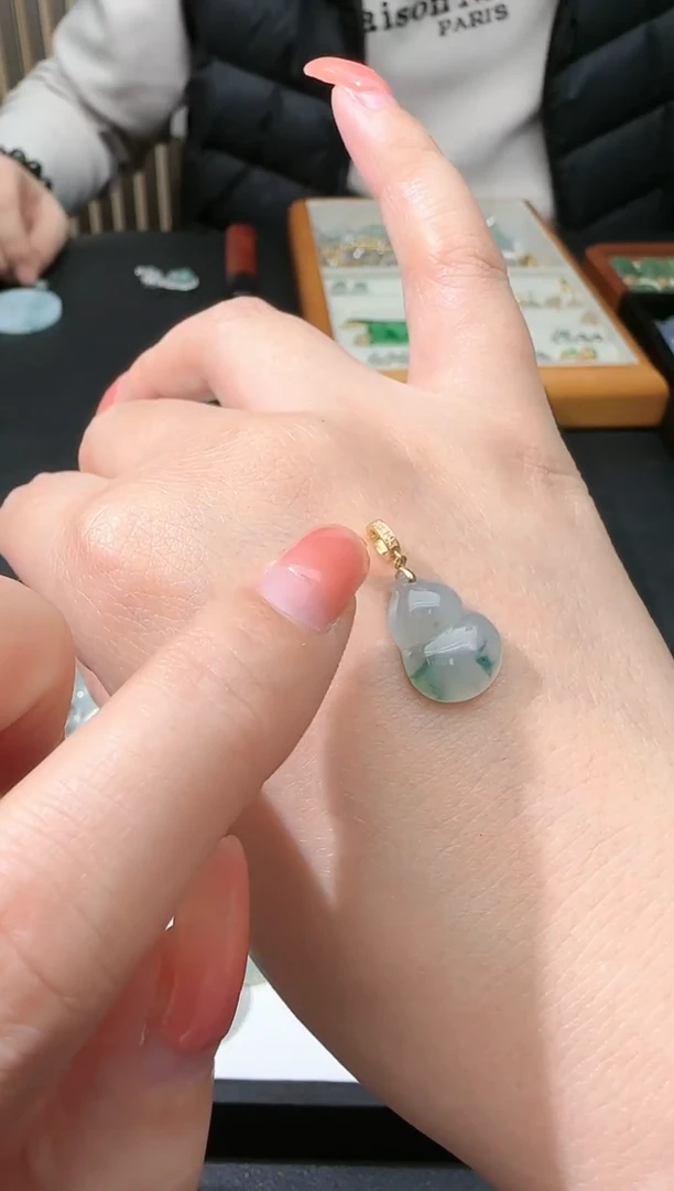 【闪购商品】翡翠颈饰18K金镶嵌TZG0121022