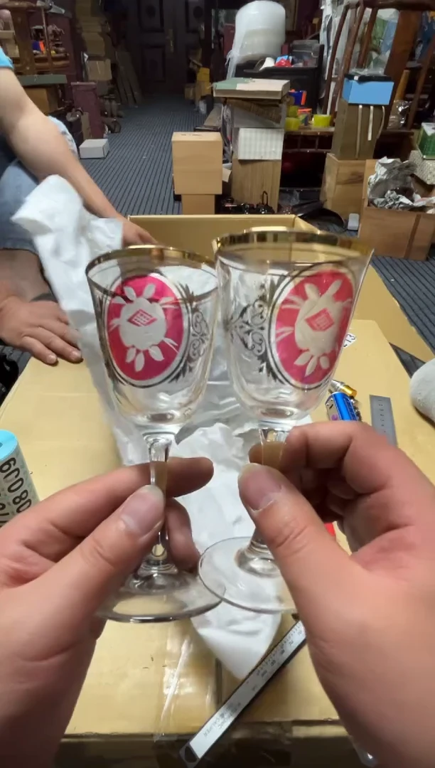 高端精品瓷器一物一拍