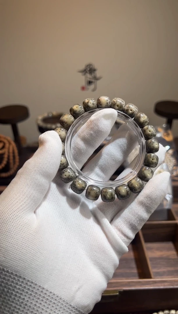 手串星月菩提开播捡漏福利帝王绿幽灵单圈11*10