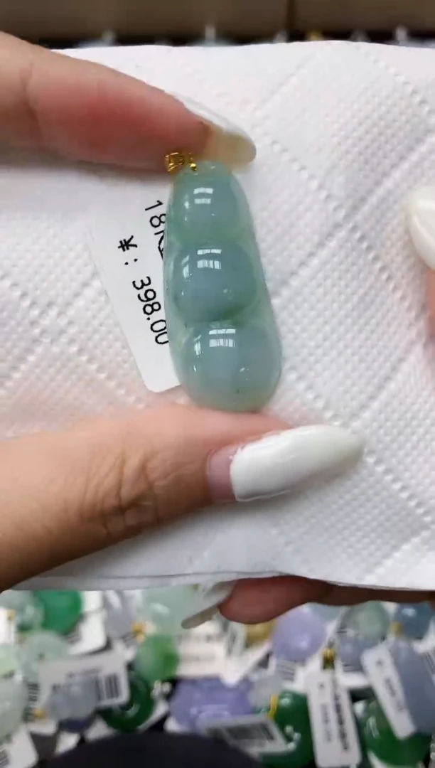 颈饰未镶嵌翡翠11111111111