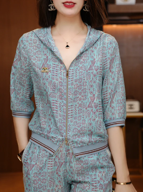 浅蓝絮语-夏季遮阳舒适百搭减龄优雅轻奢气质套装