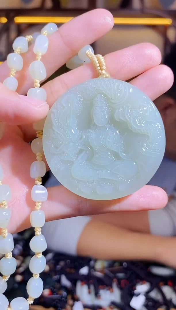 颈饰未镶嵌和田玉1