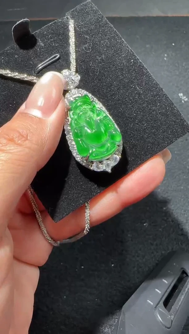 【闪购商品】翡翠吊坠(赠链)未镶嵌6664多样性发货拍一发一