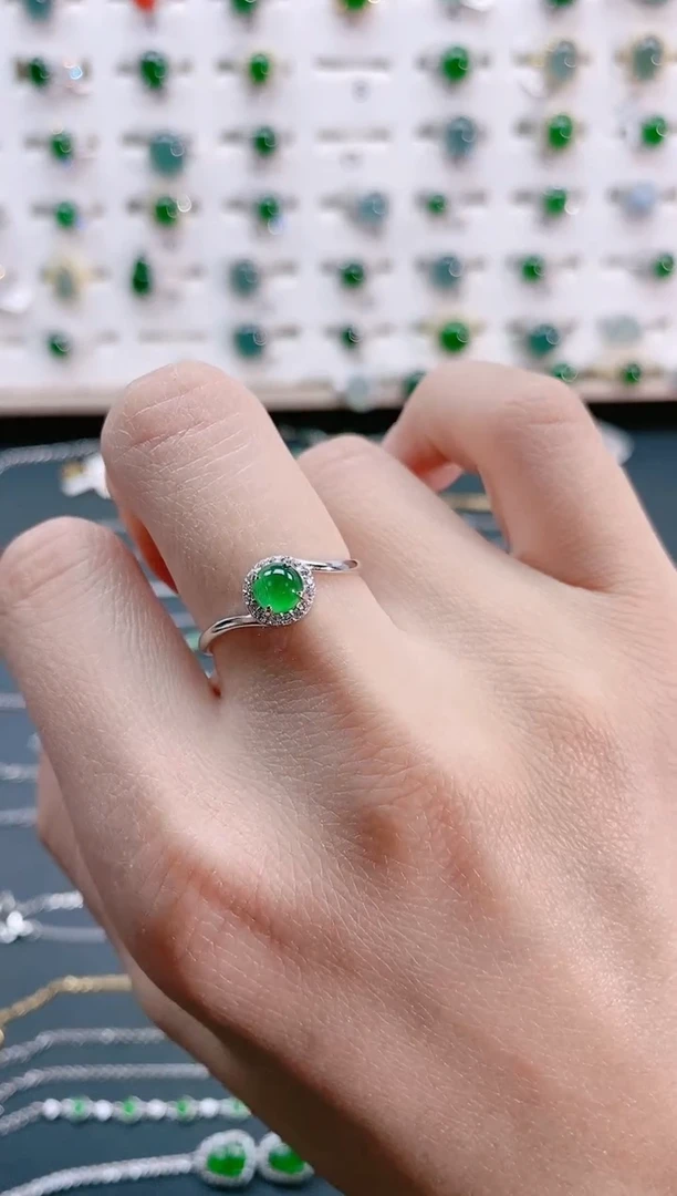 【闪购商品】翡翠戒指银S925镶嵌天然翡翠