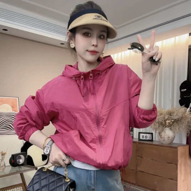 运动长袖连帽洋气女时尚拉链夏季女士防晒简约防晒短外套休闲