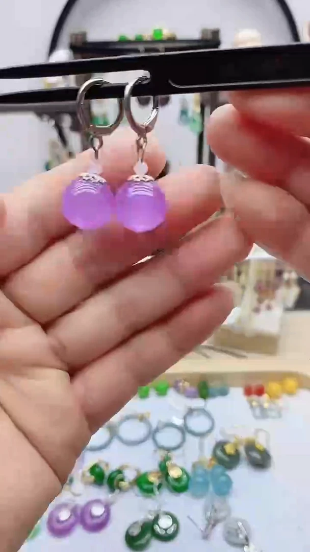 银S925镶嵌石英质玉（天山翠）耳饰156