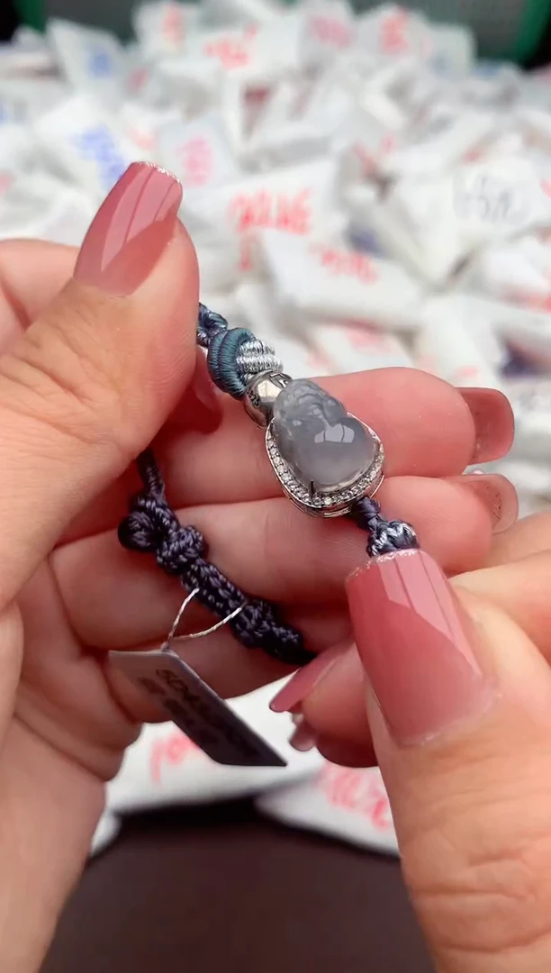 【闪购商品】翡翠手绳未镶嵌一