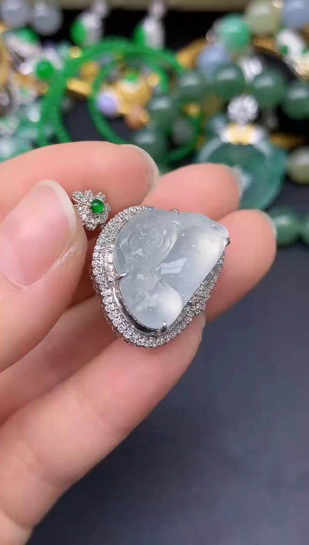 颈饰18K金镶嵌翡翠321-雪姐翡翠天天见