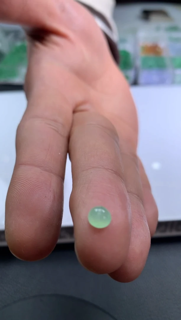 【闪购商品】定制翡翠未镶嵌翡翠