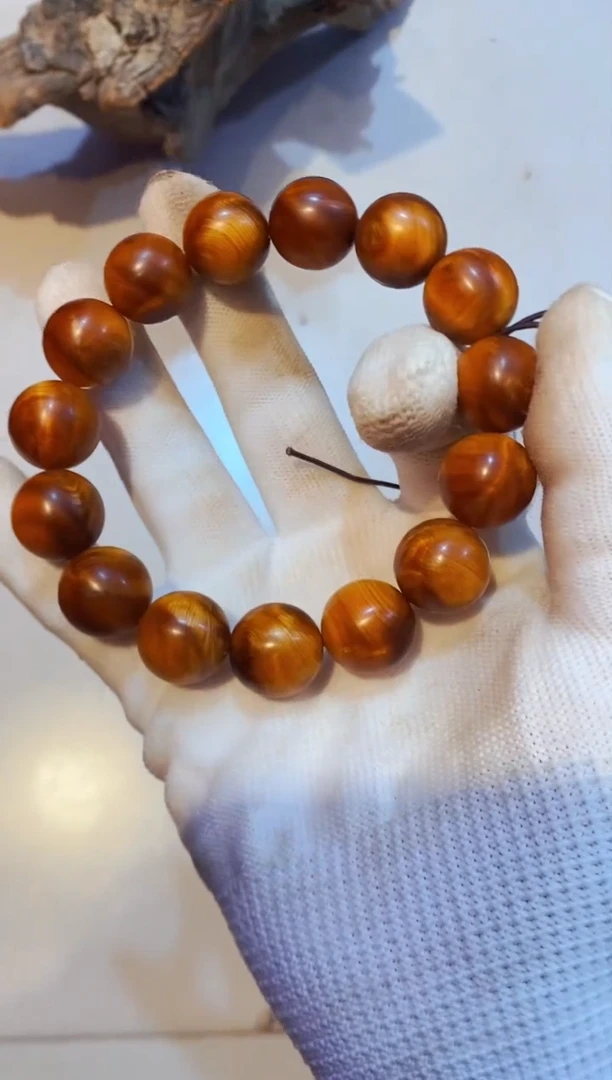 柏木（崖柏）溏闪1.5单条北太行崖柏手把件手串