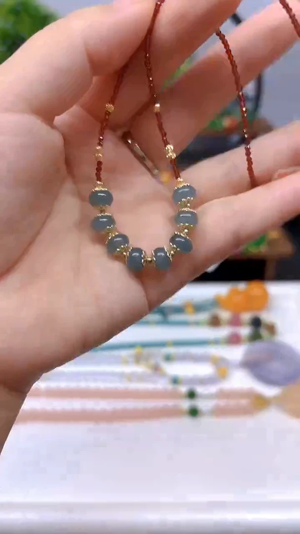 翡翠未镶嵌颈饰X550