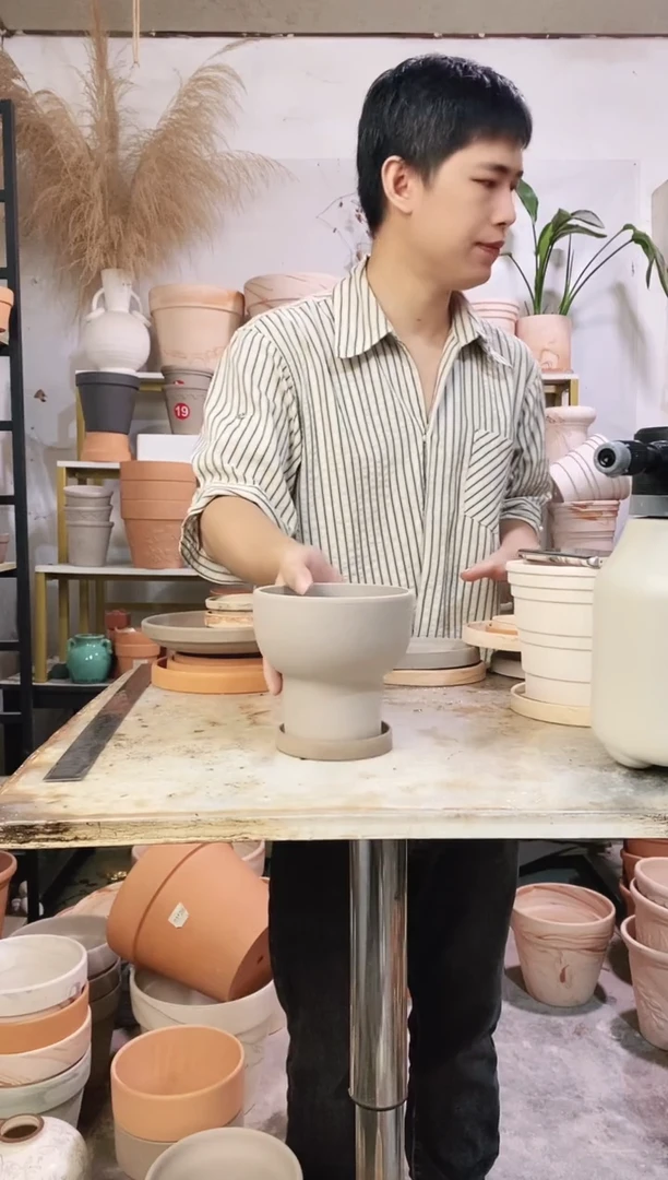13*13灰陶火锅 1盆1托