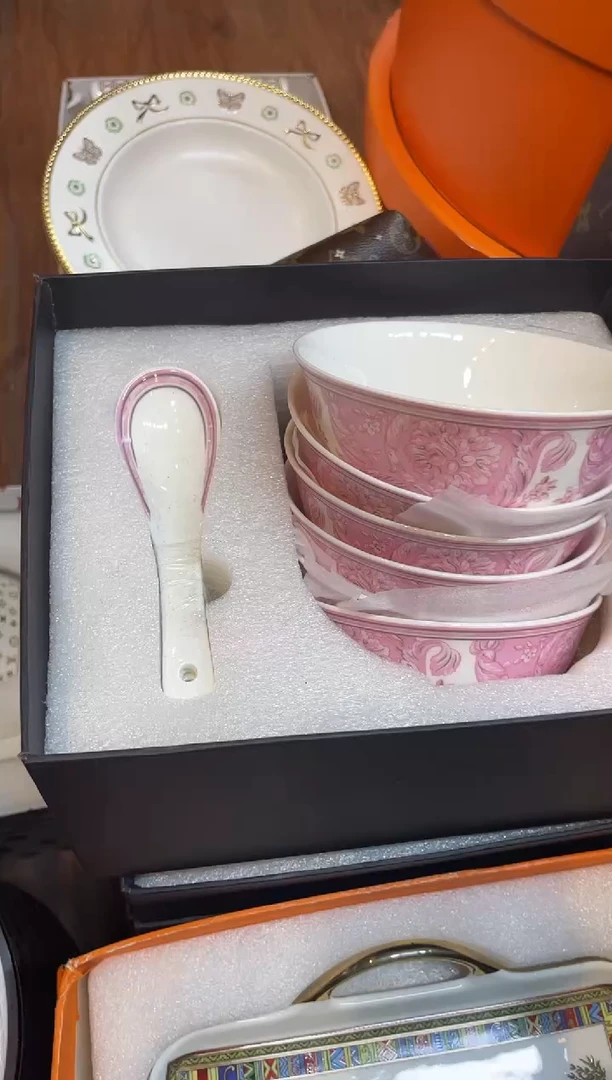 杯鸿辉家品牌瓷器，京东包邮！