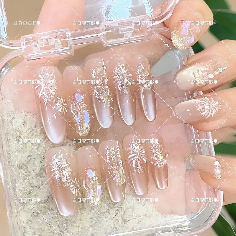 【满天繁星】纯手工穿戴甲高级感赫本风猫眼高级黑色新款爆闪美甲