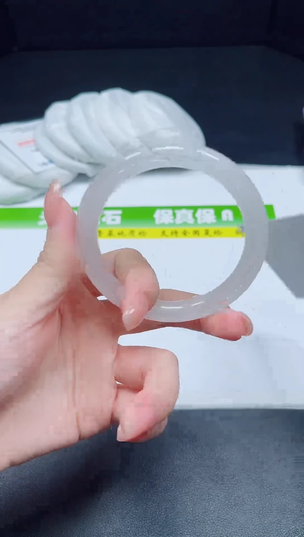 未镶嵌手镯石英质玉079-5455