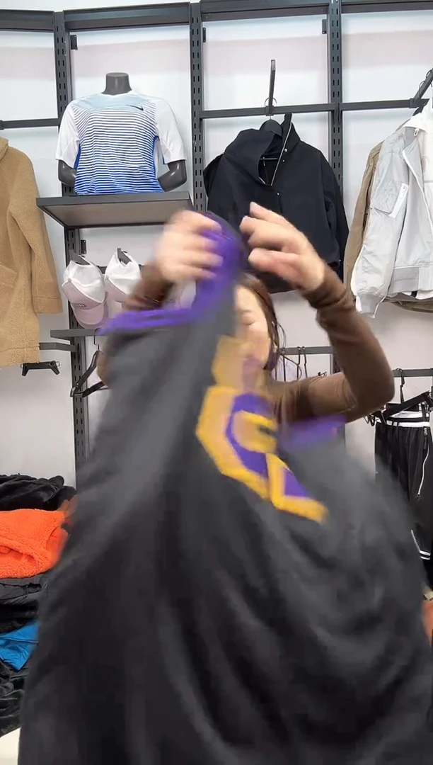 2305  编码  瑕疵直播间过款为准 尺码