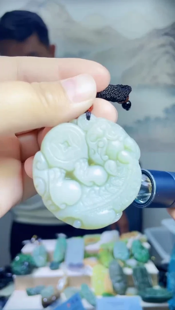 颈饰未镶嵌和田玉1