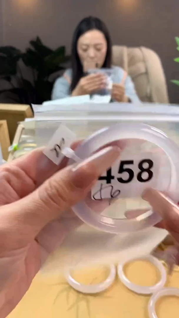 【闪购商品】玛瑙/玉髓手镯未镶嵌458