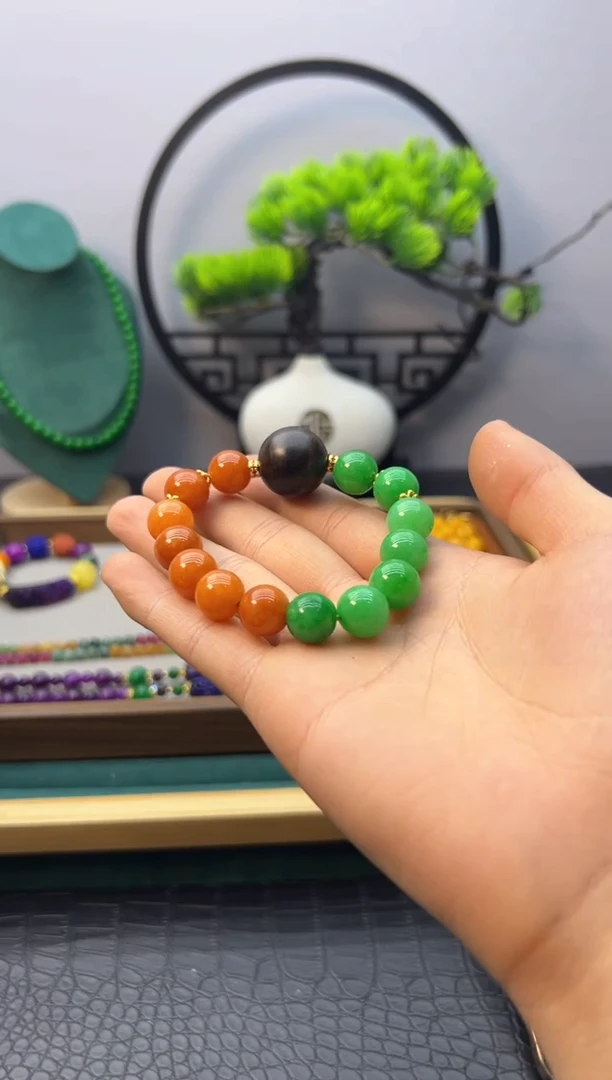 【闪购商品】翡翠颈饰14K金镶嵌S389