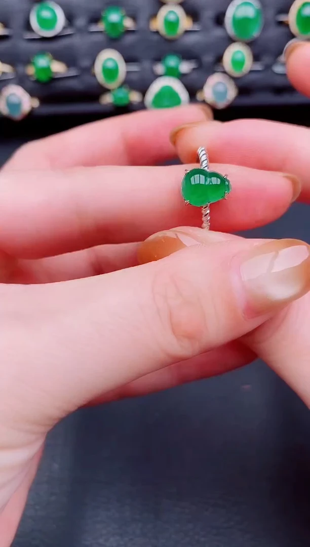 【闪购商品】翡翠戒指银S925镶嵌天然a货翡翠60