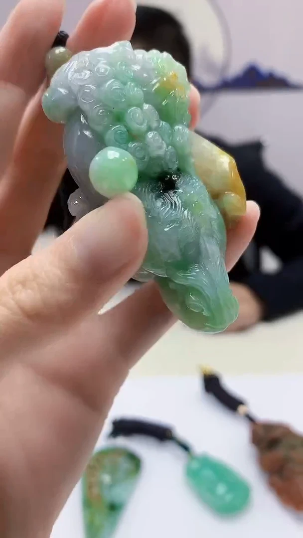 【闪购商品】定制翡翠未镶嵌5152zm-毛货挂件狮子354