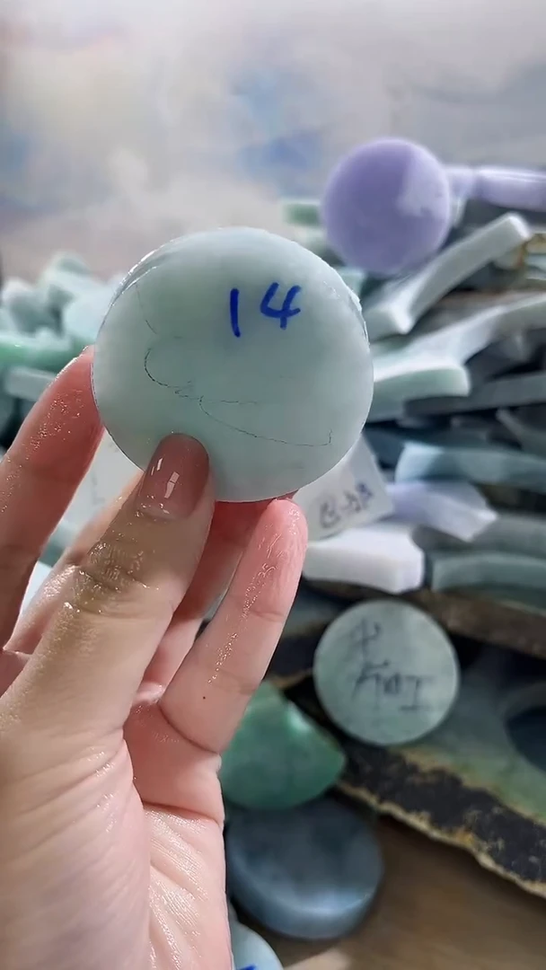 颈饰未镶嵌翡翠翡翠缅甸翡翠A货钟71